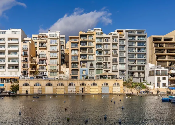 Daire Spinola Deluxe, Stjulians *