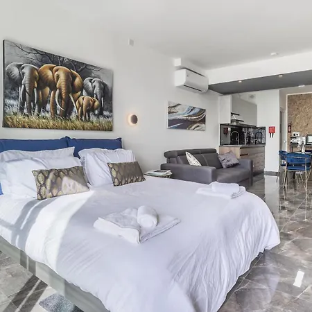 Spinola Deluxe, Stjulians Апартаменты