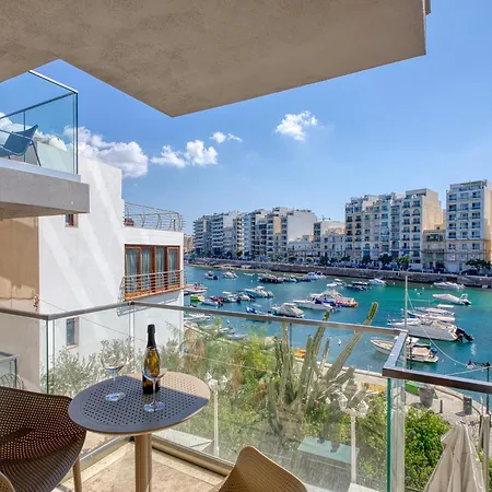 Апартаменты Spinola Deluxe, Stjulians