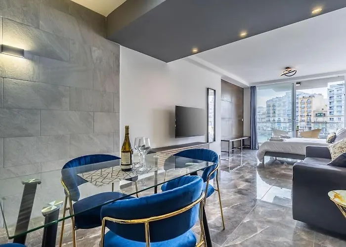 Spinola Deluxe, Stjulians Apartament *